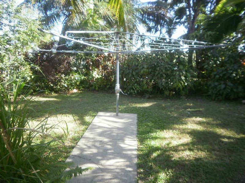 2/13 Osprey Close, Slade Point QLD 4740