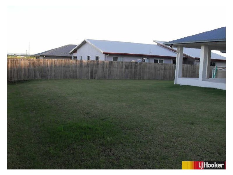 42 Cinnamon Drive, Glenella QLD 4740