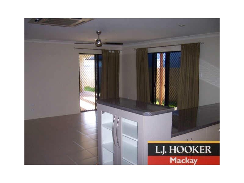 15 Rosemoor Court, Glenella QLD 4740