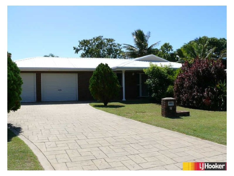11 Leister Court, Bucasia QLD 4750