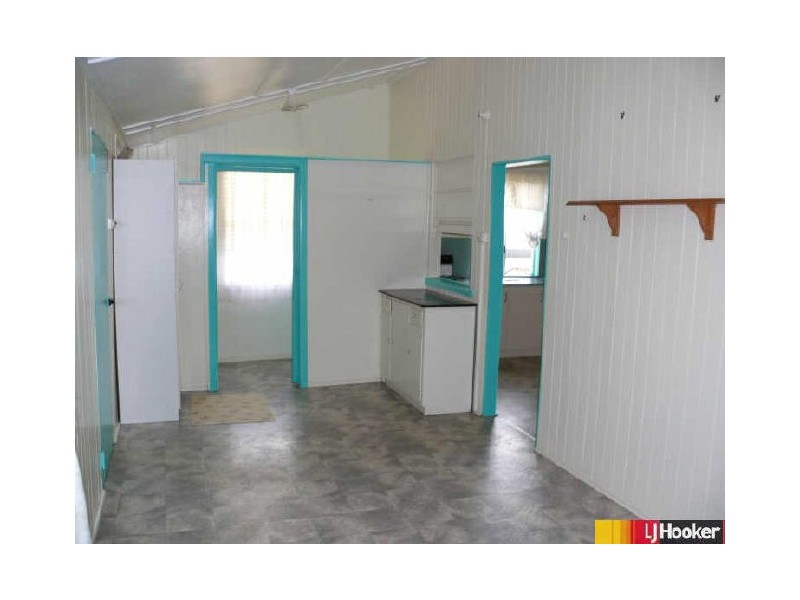 145 Nebo Road, West Mackay QLD 4740