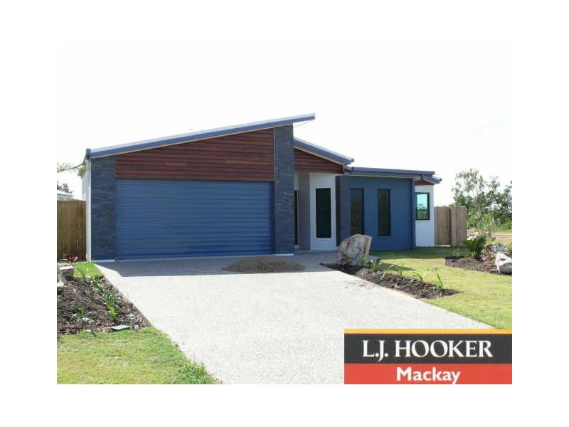 91 Village Circuit, Eimeo QLD 4740