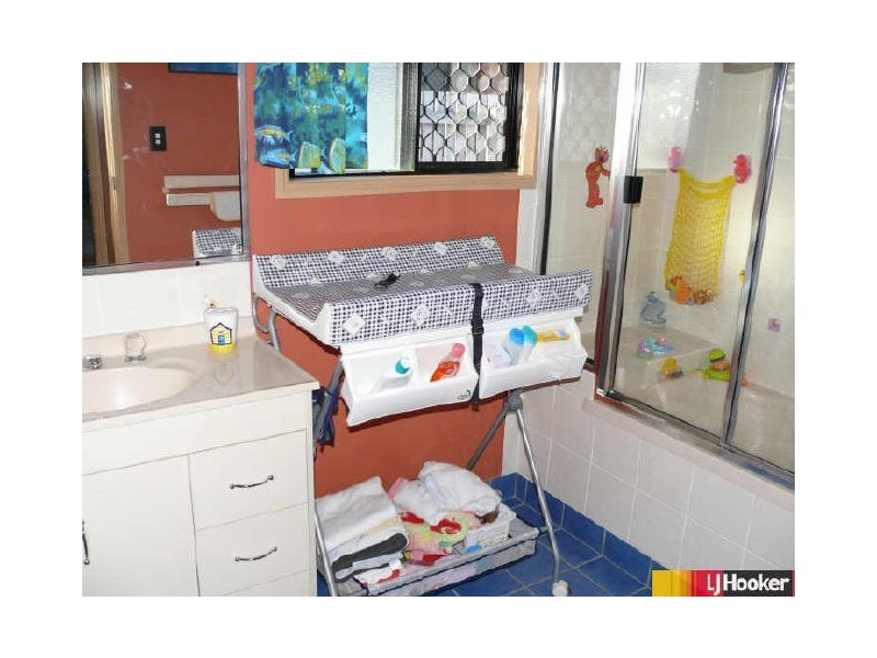 12 Culloden place, Beaconsfield QLD 4740