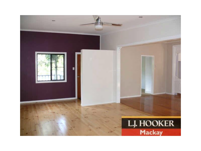 88 Waverley Street, Bucasia QLD 4750