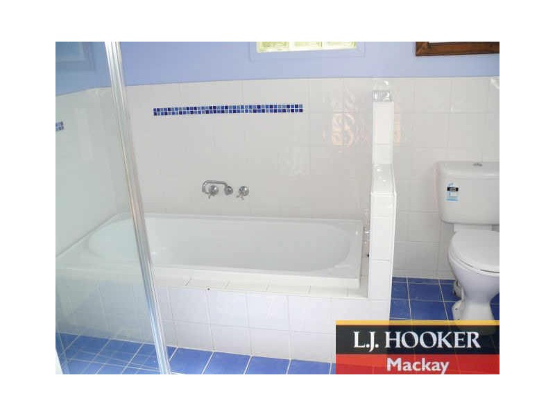 88 Waverley Street, Bucasia QLD 4750