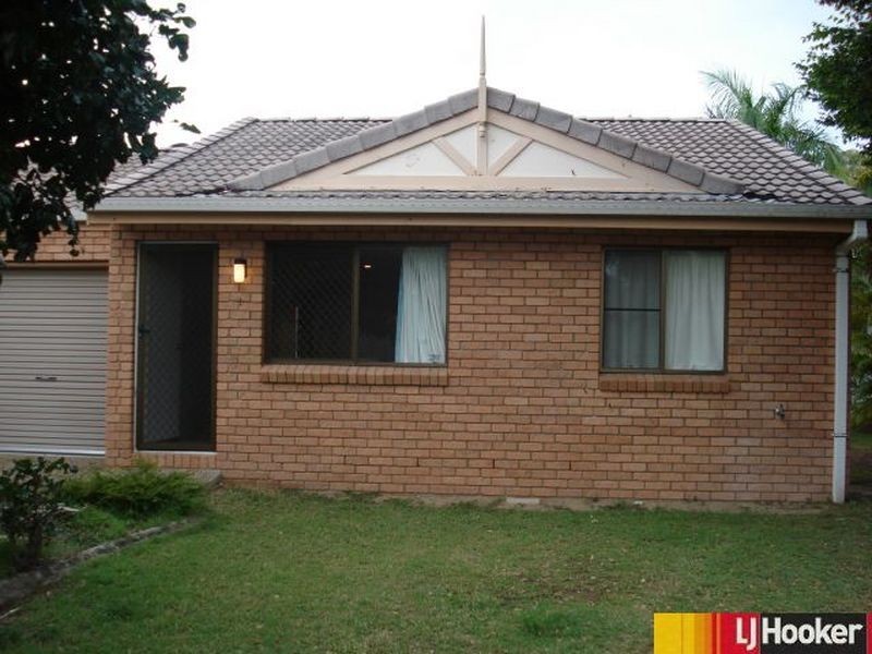 2/5 Homestead Bay Avenue, Mackay QLD 4740