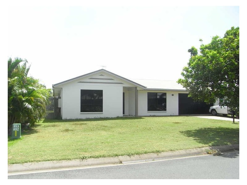 21 Beachside Place, Bucasia QLD 4750