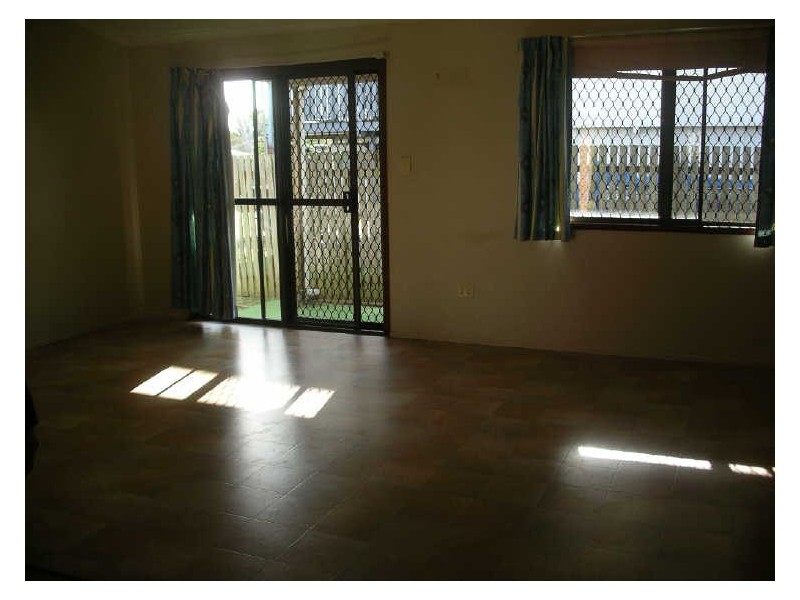 2/10 Trogolby Street, South Mackay QLD 4740