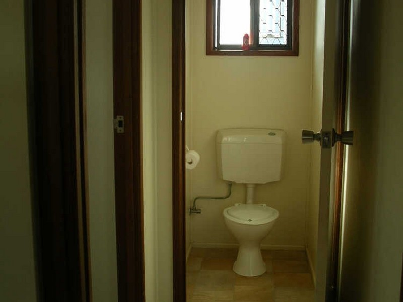 2/10 Trogolby Street, South Mackay QLD 4740