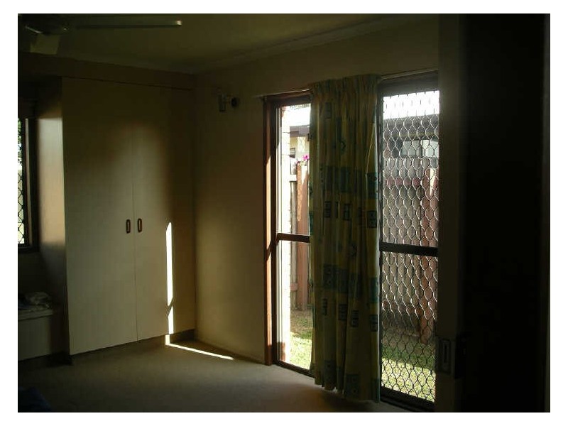 2/10 Trogolby Street, South Mackay QLD 4740