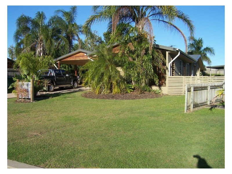 45 JOHN OXLEY AVENUE, Rural View QLD 4740