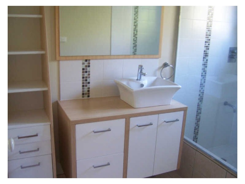 45 JOHN OXLEY AVENUE, Rural View QLD 4740