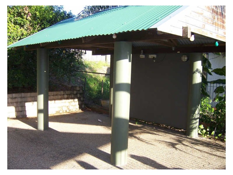 45 JOHN OXLEY AVENUE, Rural View QLD 4740