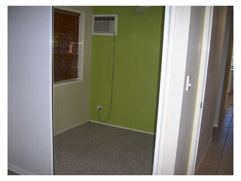 45 JOHN OXLEY AVENUE, Rural View QLD 4740