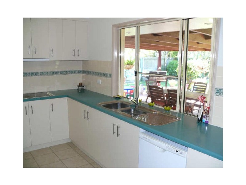 5 Marshall Avenue, Andergrove QLD 4740