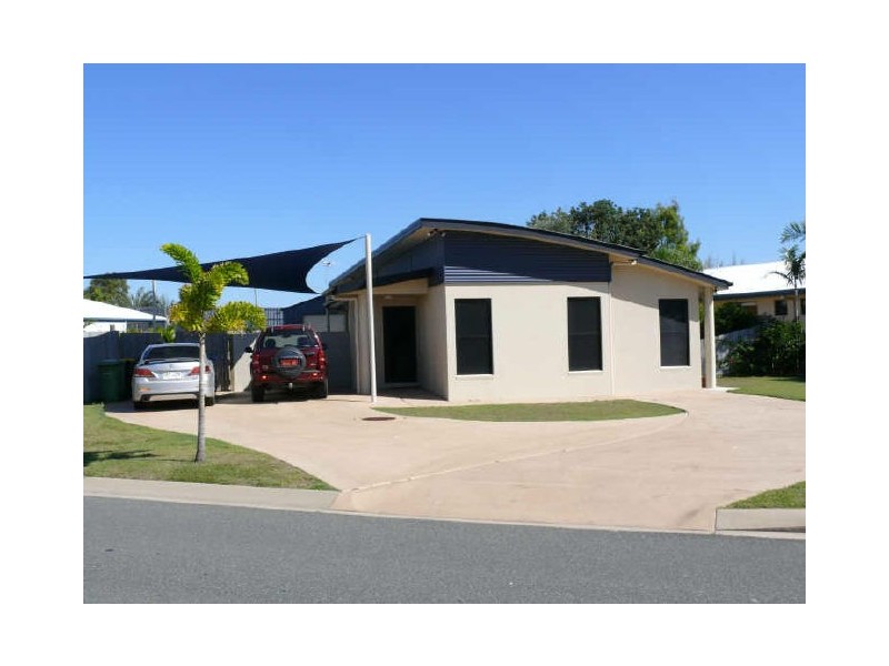 18 Seychelles Road, Shoal Point QLD 4750