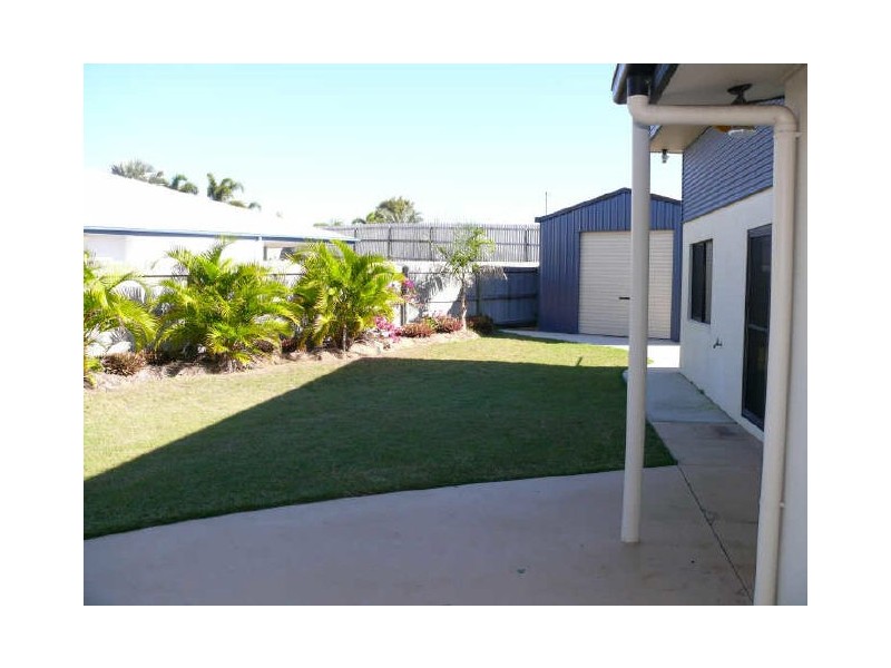18 Seychelles Road, Shoal Point QLD 4750