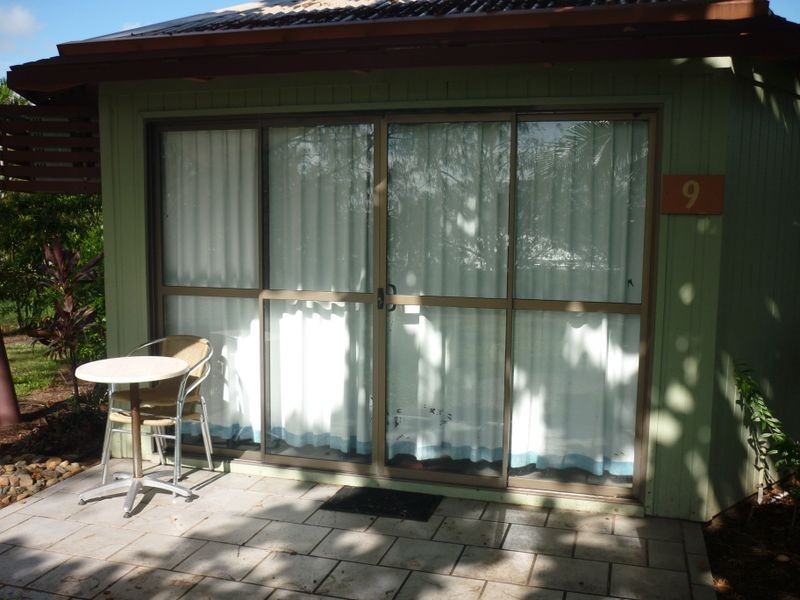 Bungalow 9 Kohuna Sands Resort, Homeste, Bucasia QLD 4750