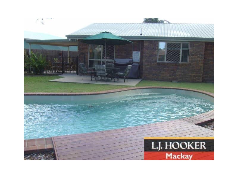 1 Frank Paul Street, Andergrove QLD 4740