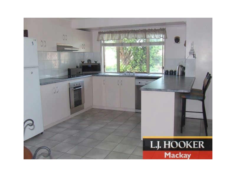 1 Frank Paul Street, Andergrove QLD 4740