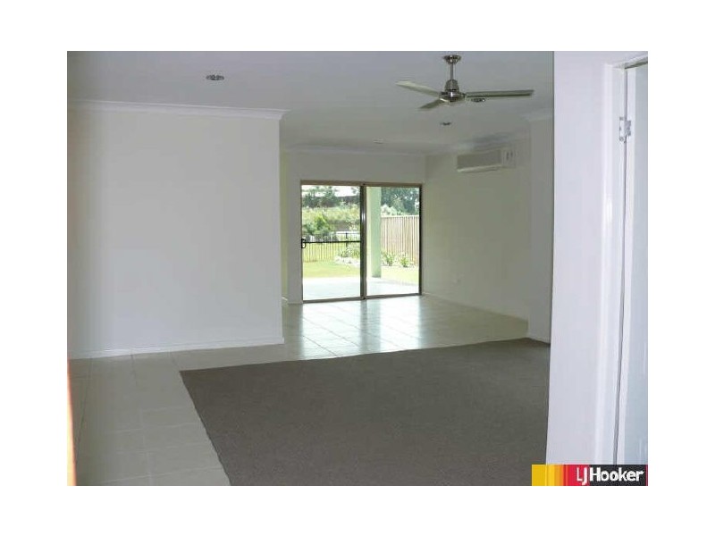 89 Village Circuit, Eimeo QLD 4740