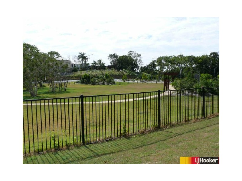 89 Village Circuit, Eimeo QLD 4740