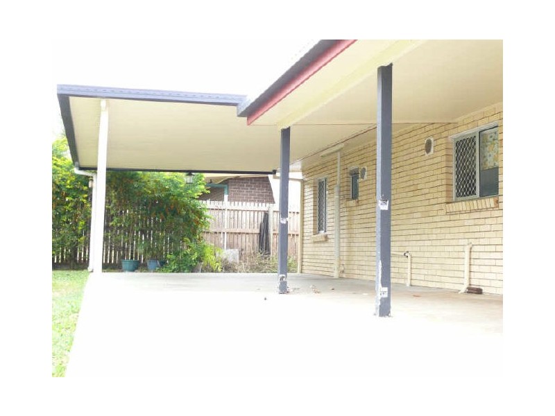 22 Holmes Drive, Beaconsfield QLD 4740