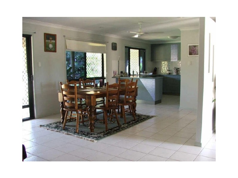 14 Seychelles Road, Shoal Point QLD 4750