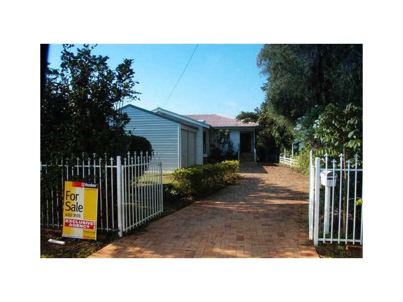 25 Errol Street, Maryborough QLD 4650