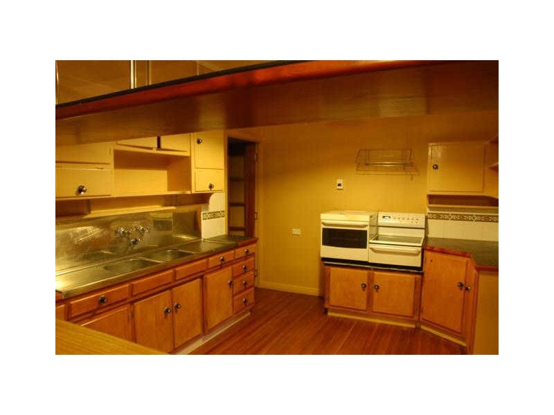 25 Errol Street, Maryborough QLD 4650