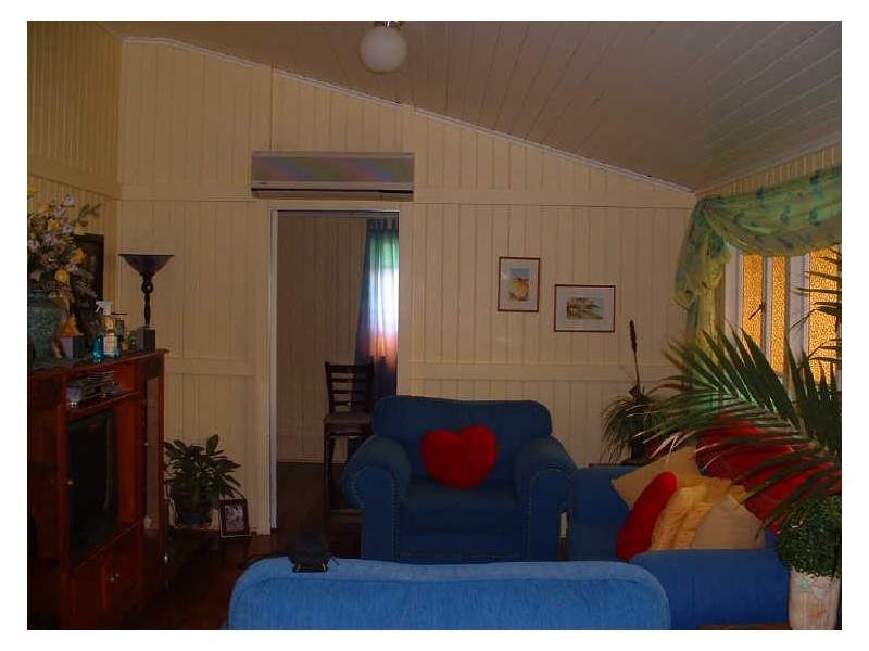 10 Treasure Street, Maryborough QLD 4650