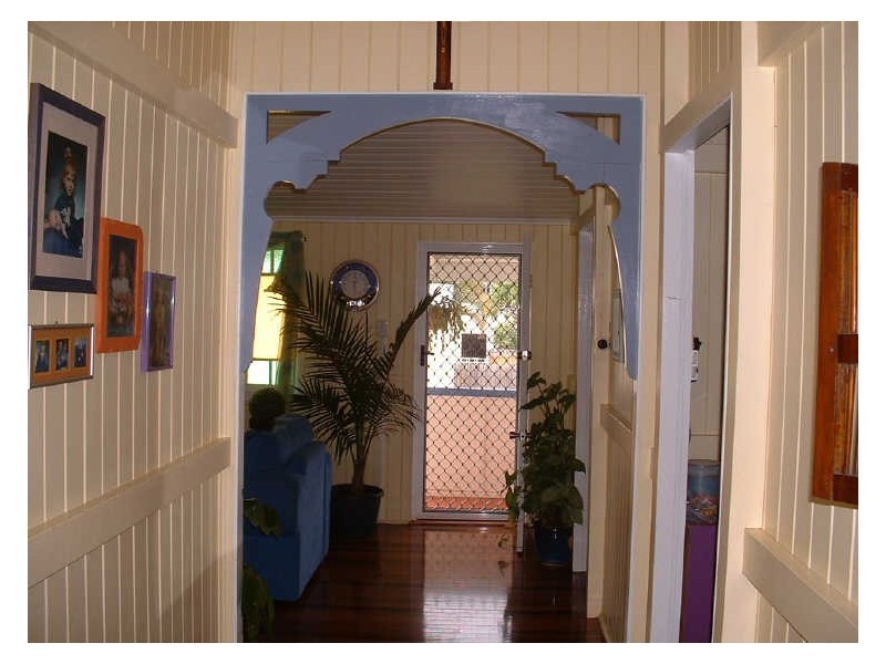 10 Treasure Street, Maryborough QLD 4650