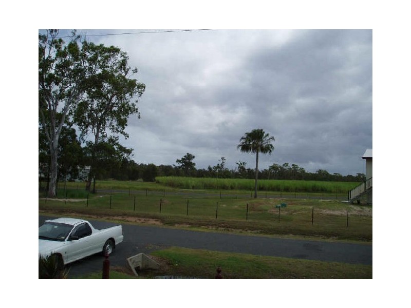12 Whitaker Street, Boonooroo QLD 4650