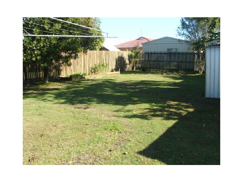 27 Tapscott Street, Tinana QLD 4650