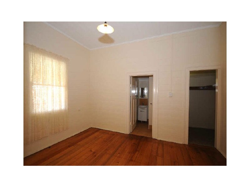 67 Richmond Street, Maryborough QLD 4650