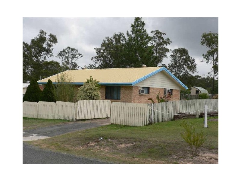 6 Ruby Street, Aldershot QLD 4650