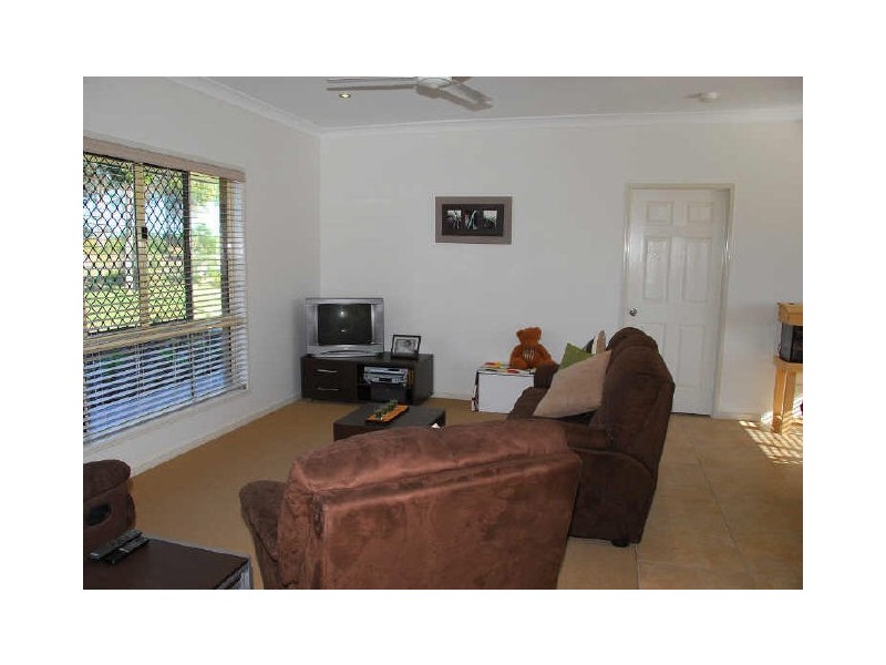 40 Alexander Drive, Oakhurst, Maryborough QLD 4650