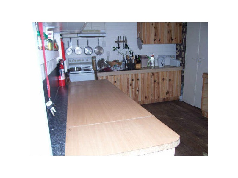 3 Caroline Street, Biggenden QLD 4621