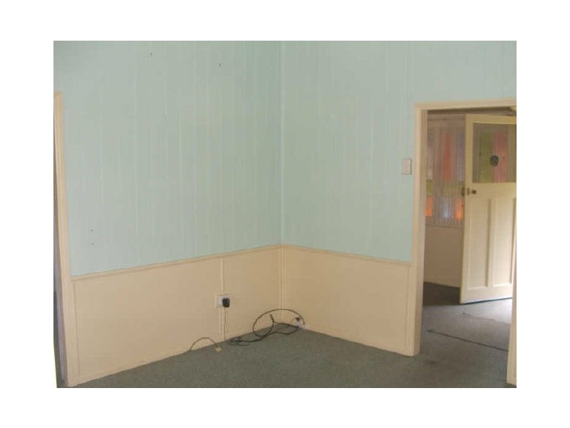 8 Amity Street, Maryborough QLD 4650