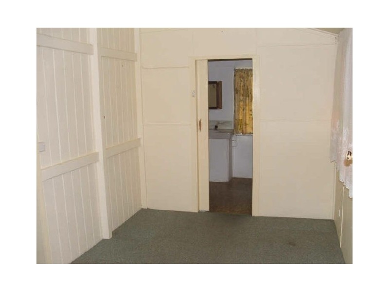 8 Amity Street, Maryborough QLD 4650