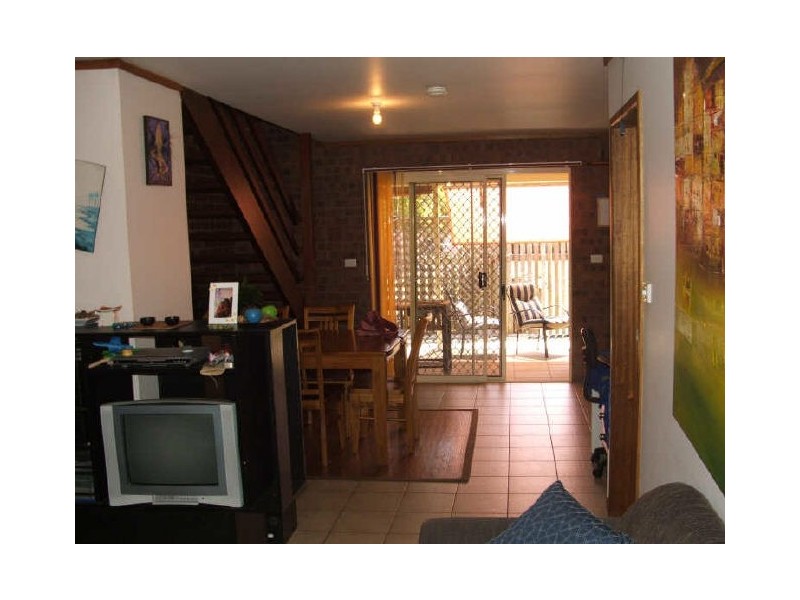 8/238 Alice Street, Maryborough QLD 4650