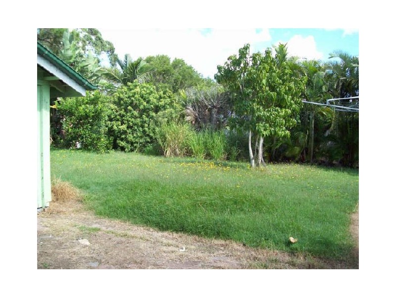 30 Rocky Street, Maryborough QLD 4650