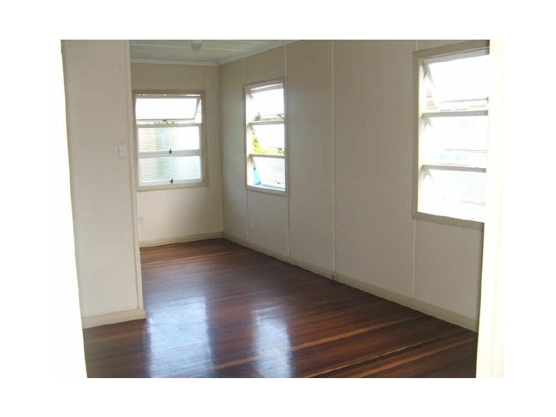 9 Walton Street, Maryborough QLD 4650