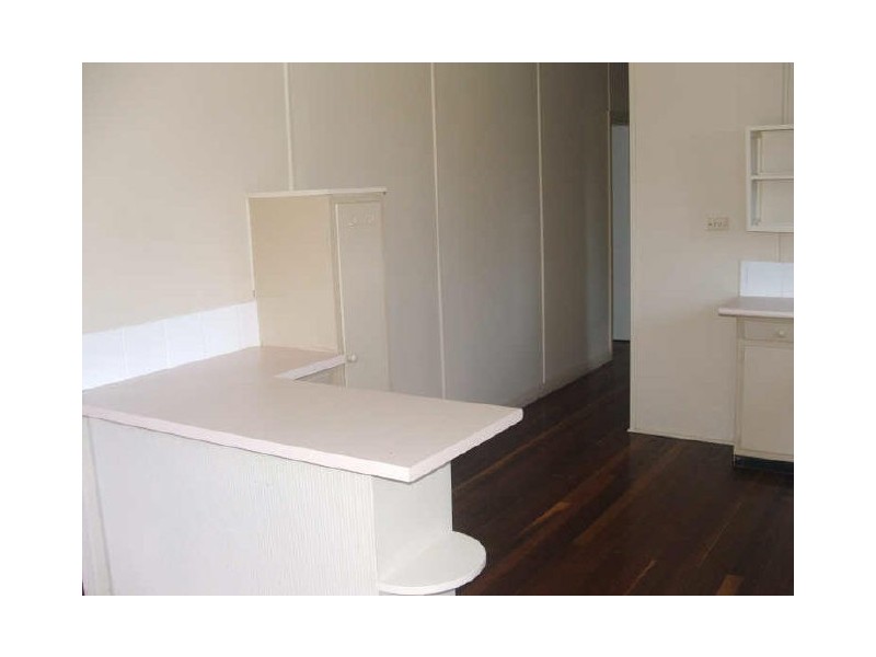 9 Walton Street, Maryborough QLD 4650