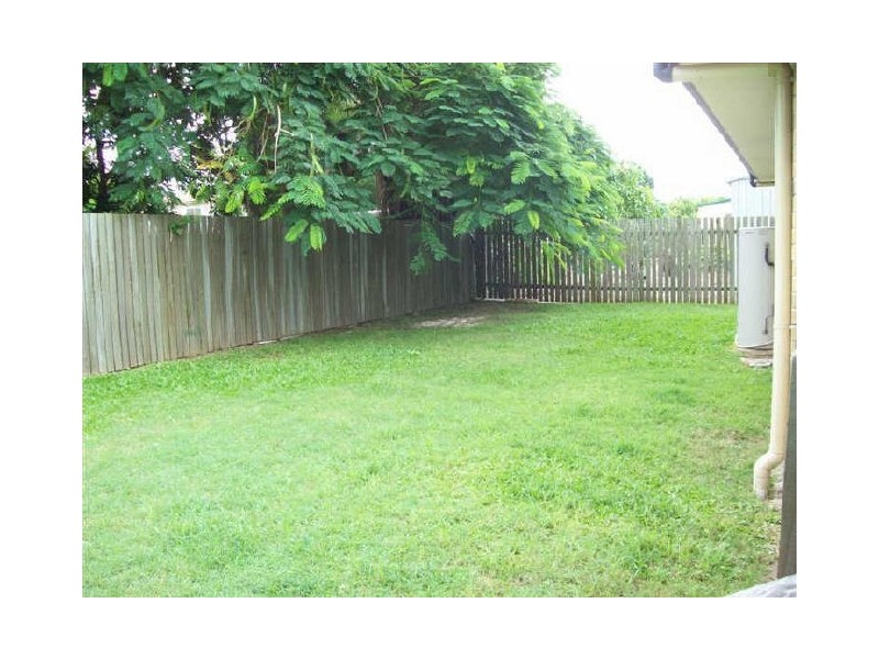 2/82 Odessa Street, Granville QLD 4650