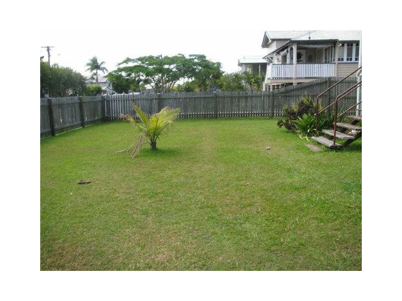 33 Ward Street, Maryborough QLD 4650