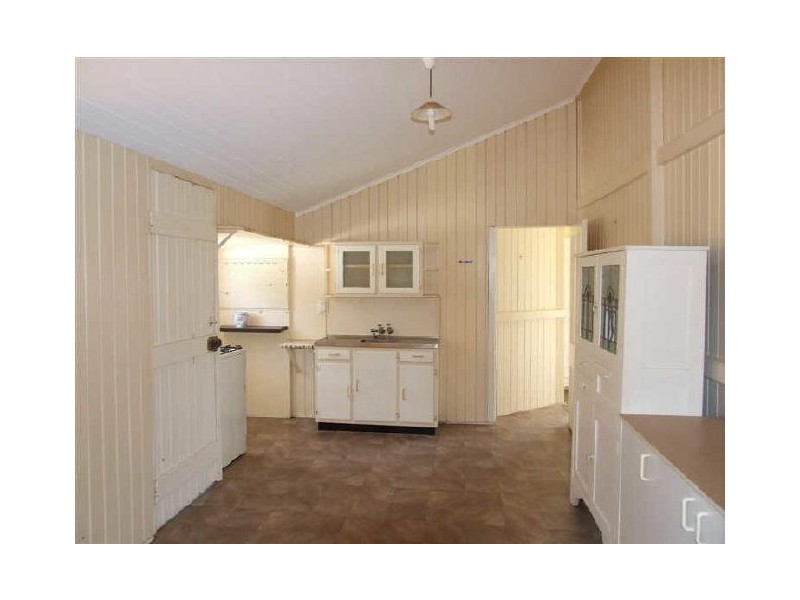 160 Tooley Street, Maryborough QLD 4650