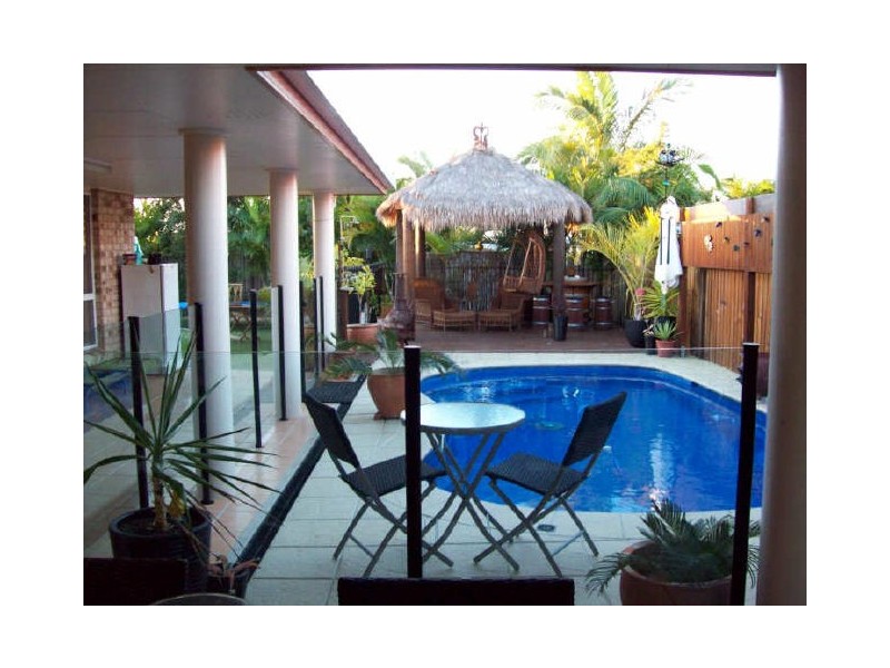 8 Durham Court, Kawungan QLD 4655