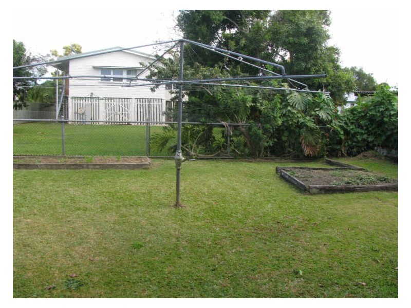 13 Hart Street, Maryborough QLD 4650