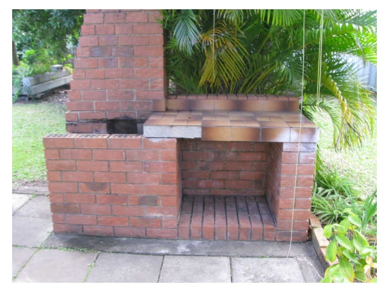 13 Hart Street, Maryborough QLD 4650